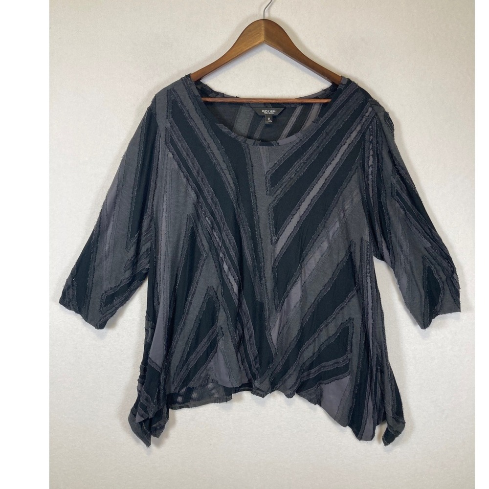 Lagenlook Simply Vera Vera Wang Women 1X Black Gray Patchwork Raw Edge Top‎